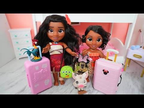 Moana 2 Movie Moana and Simea dolls packing for vacation