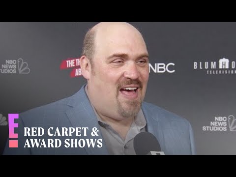 Glenn Fleshler Had a Great Time "Hating" Renée Zellweger | E! Red Carpet & Award Shows